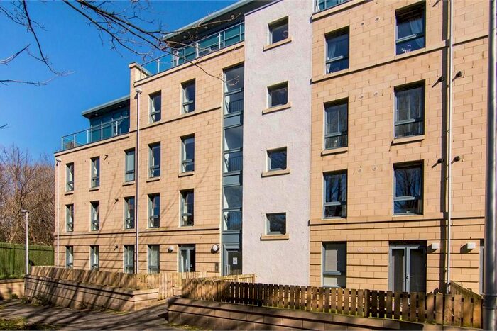 2 Bedroom Flat To Rent In Handyside Place, Gorgie, Edinburgh, EH11