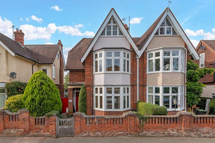 5 Bedroom Semi-detached House For Sale In Crockfords Road, Newmarket, CB8