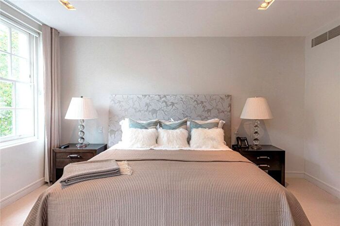 6 Bedroom Terraced House To Rent In Montpelier Square, Knightsbridge, London, SW7