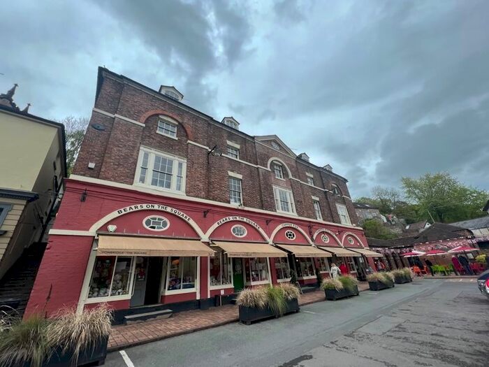 1 Bedroom Flat To Rent In Flat The Square, Ironbridge, Telford, TF8