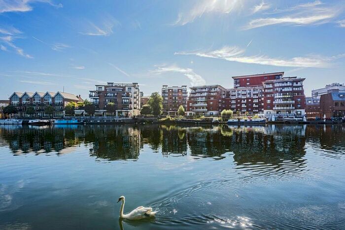 3 Bedroom Flat To Rent In Jerome Place, Kingston Upon Thames, KT1