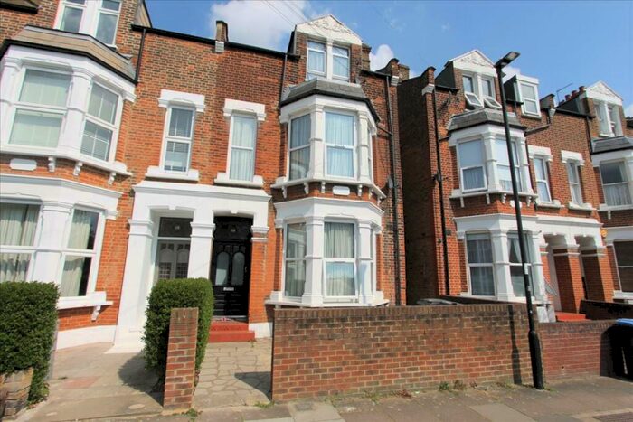 1 Bedroom Flat To Rent In Park Avenue, London, N13