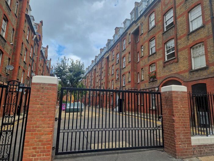 2 Bedroom Flat To Rent In Swanfield Street, London, E2