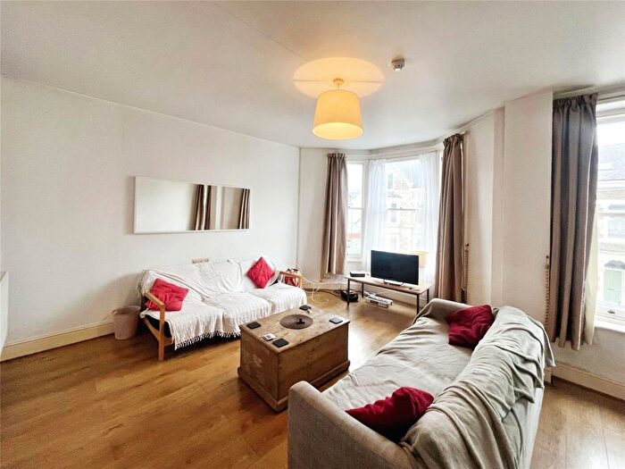 1 Bedroom Flat To Rent In Claude Road, Roath, Cardiff, CF24