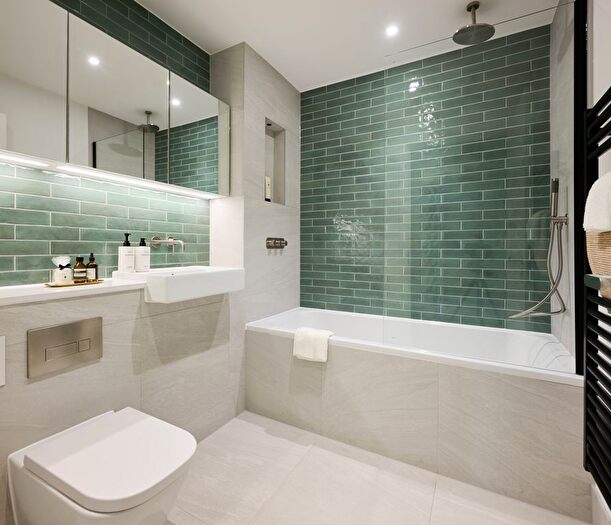 3 Bedroom Flat For Sale In Quay Walk, Wembley, HA0