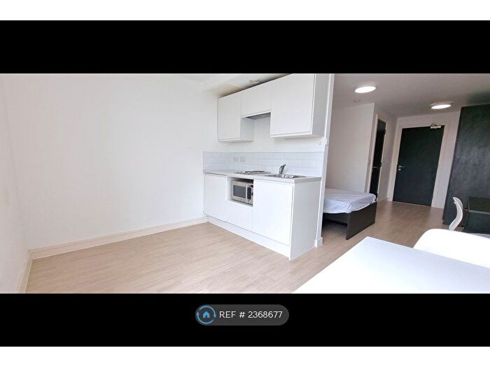 Studio To Rent In Parliament Place, Liverpool, L8