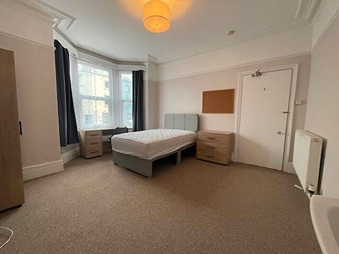 7 Bedroom Terraced House To Rent In Mount Pleasant Road, Exeter, EX4