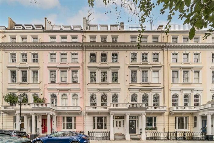 2 Bedroom Flat To Rent In Cornwall Gardens, London, SW7