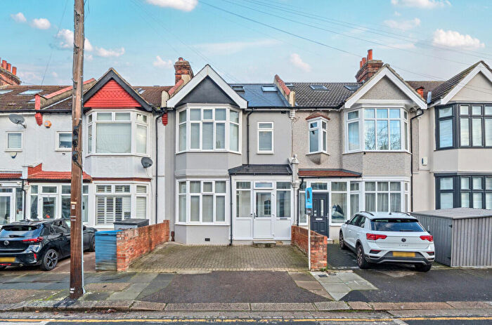 4 Bedroom Terraced House For Sale In Melrose Avenue, Mitcham, CR4