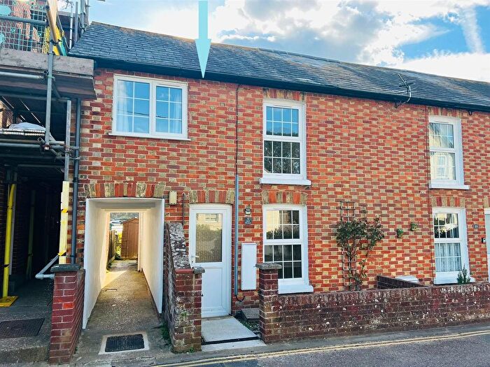 3 Bedroom End Terrace House For Sale In Yarmouth, Isle Of Wight, PO41