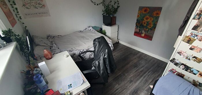 4 Bedroom Property To Rent In Richmond Road, Cathays, Cardiff, CF24