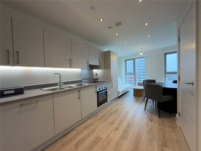 1 Bedroom Flat To Rent In Boulevard Plaza, A Bristol Street, B5