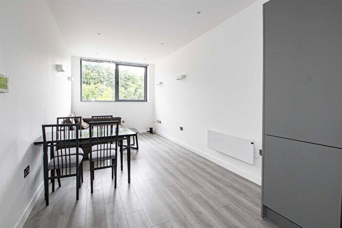 1 Bedroom Flat To Rent In Foxhunter Drive, Linford Wood, Milton Keynes, MK14