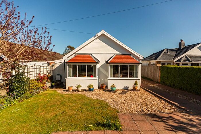 3 Bedroom Detached Bungalow For Sale In Three Cliffs Drive, Southgate, Swansea, SA3