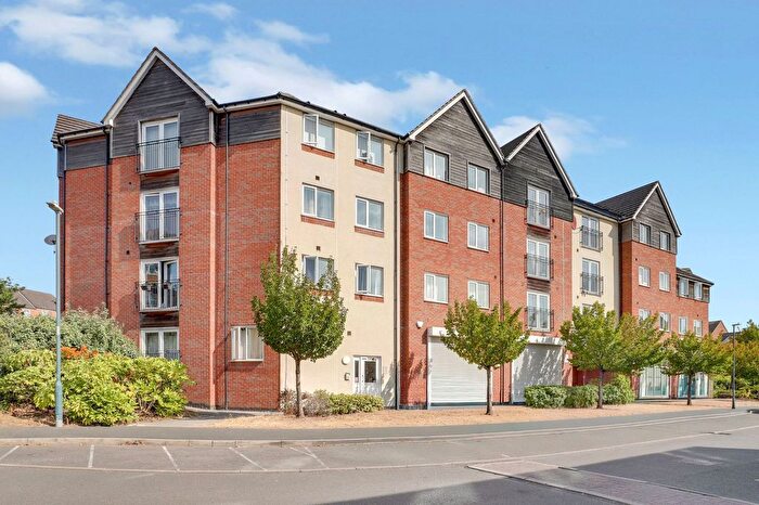 2 Bedroom Flat For Sale In Pavior Road, Nottingham, NG5