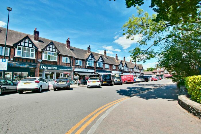 2 Bedroom Flat To Rent In Station Square, Petts Wood, Orpington, BR5