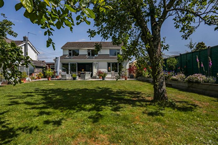 5 Bedroom Detached House For Sale In Fen Street, Old Buckenham, NR17