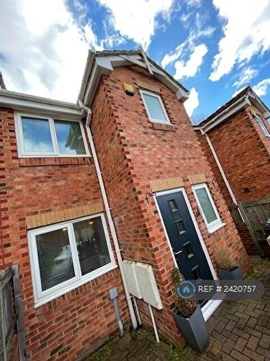3 Bedroom Semi-Detached House To Rent In Millers Bank, Wallsend, NE28