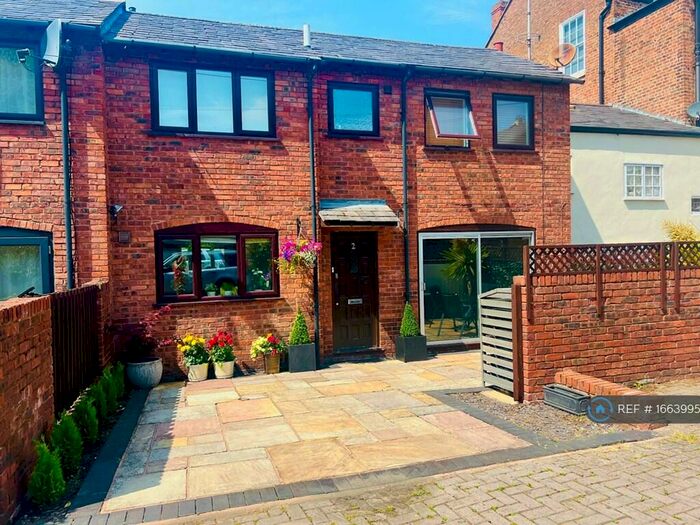2 Bedroom Terraced House To Rent In Kings Court, Chester, CH1
