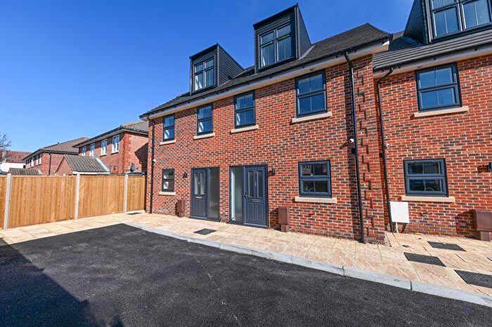 3 Bedroom Semi-Detached House To Rent In Carpenter Close, Southsea, PO4