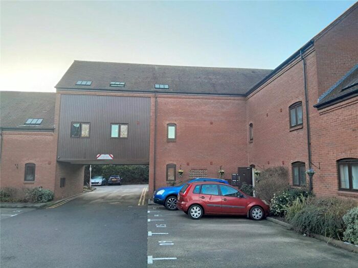 3 Bedroom Flat For Sale In The Greaves, Minworth, Sutton Coldfield, West Midlands, B76