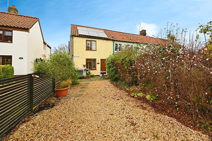 2 Bedroom Cottage For Sale In Chapel Row, Hilgay, Downham Market, PE38