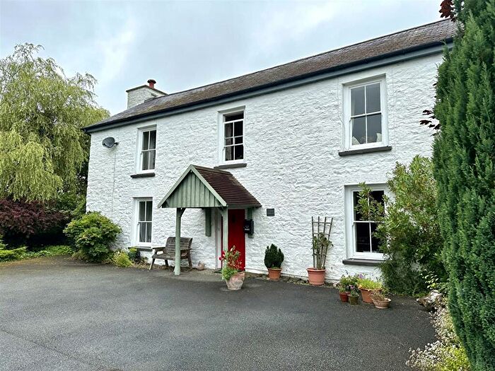 4 Bedroom Detached House For Sale In Aeron Court, Talsarn, Lampeter, SA48