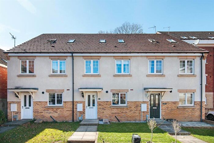 3 Bedroom Town House For Sale In Loansdean Wood, Morpeth, NE61