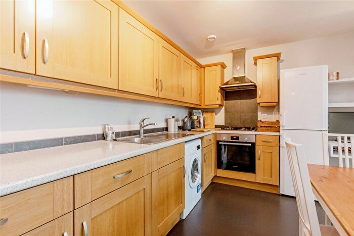 1 Bedroom Flat For Sale In Lime Kiln Road, Bristol, BS1