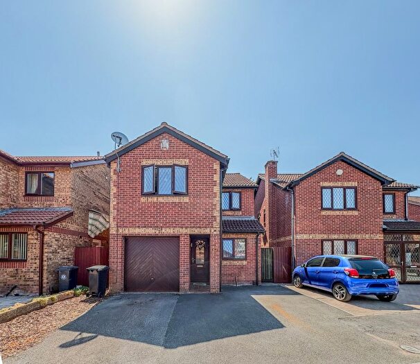 4 Bedroom Detached House For Sale In Homemead Drive, Brislington, Bristol, BS4