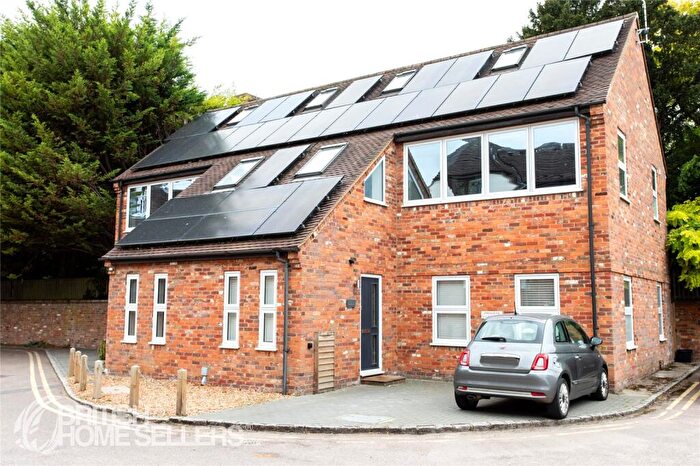 1 Bedroom Apartment For Sale In Malthouse Square, Princes Risborough, Buckinghamshire, HP27