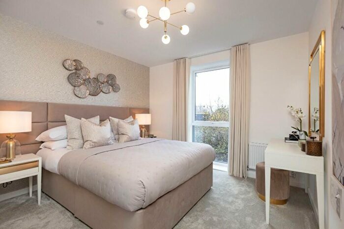 2 Bedroom Flat For Sale In "Founders Court South Type F-" At Market Street, Dartford, DA1