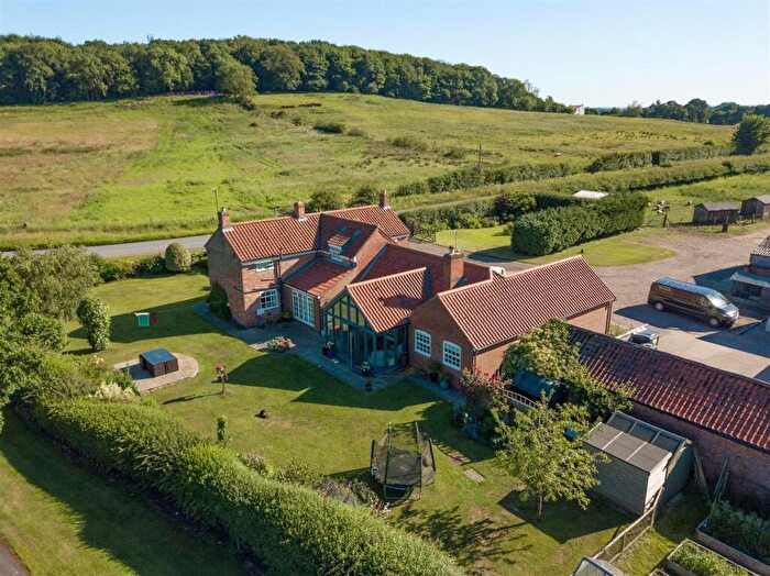 4 Bedroom Farm House To Rent In Poplar Farm, Tealby Road, LN8