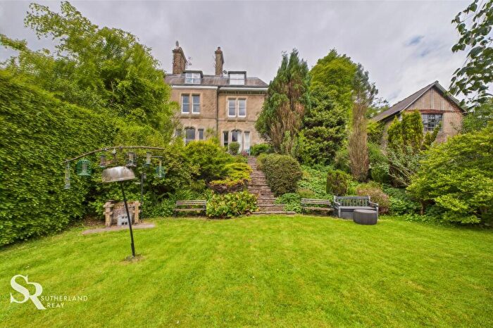 3 Bedroom Flat For Sale In Manchester Road, Buxton, SK17