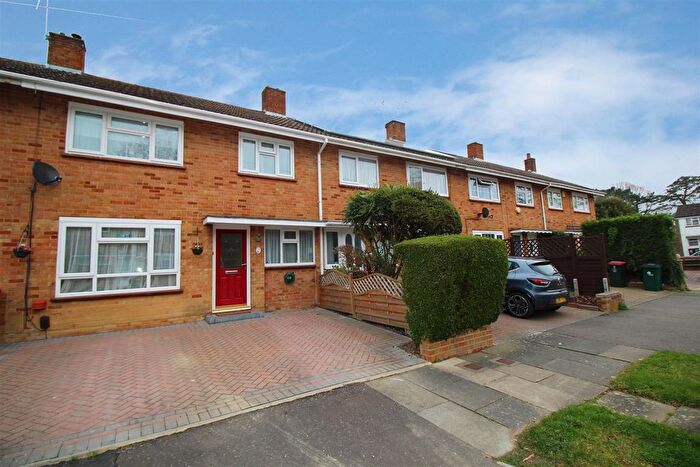 3 Bedroom Property To Rent In Nuthurst Close, Crawley, RH11