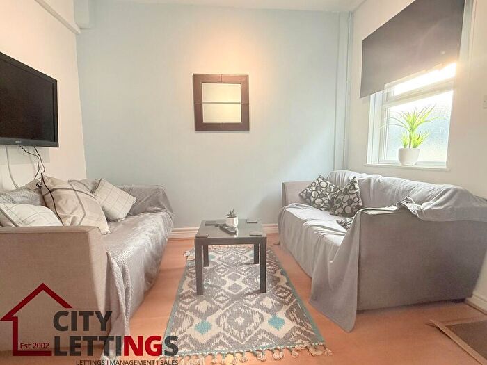 4 Bedroom Terraced House To Rent In Alfreton Road, Radford, NG7