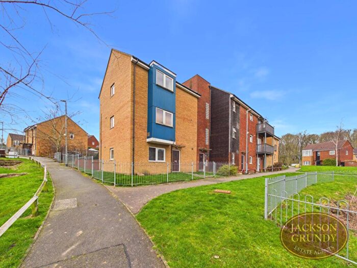1 Bedroom Flat For Sale In Alwyn Walk, Overstone Lodge, NN3