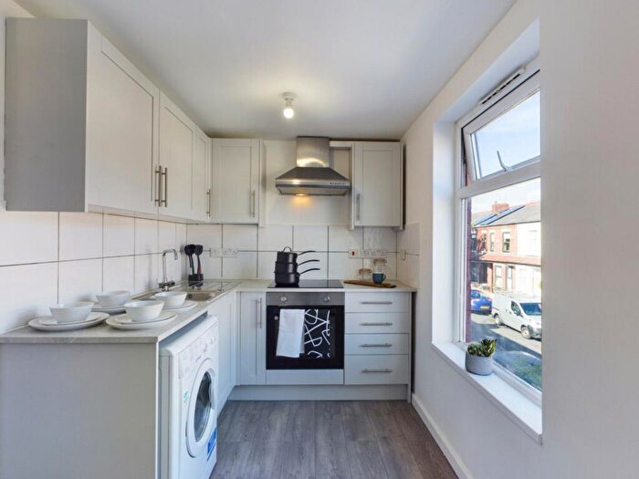 4 Bedroom House To Rent In Haydn Avenue, Manchester, M14