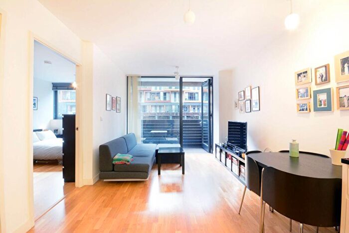 1 Bedroom Flat To Rent In Amelia Street, Elephant And Castle, SE17
