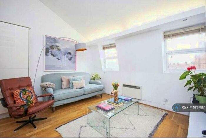 2 Bedroom Flat To Rent In Clarence Place, London, E5