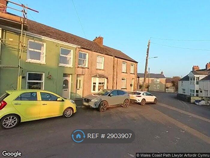 3 Bedroom Terraced House To Rent In Maes Yr Eglwys, Ferryside, SA17