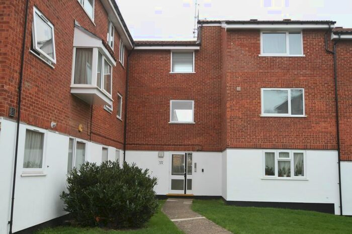 1 Bedroom Flat To Rent In Makepeace Road, Northolt, UB5