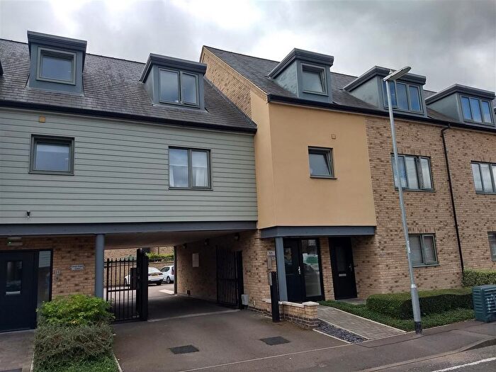 2 Bedroom Flat To Rent In Sarah Grace Court, St Ives, PE27