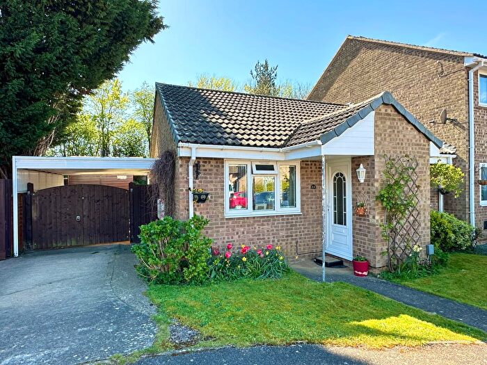 2 Bedroom Semi Detached Bungalow For Sale In Manorfield Close, Little Billing, NN3