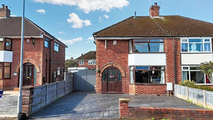 3 Bedroom Semi-Detached House For Sale In Ash Green Close, Stoke-On-Trent, ST4