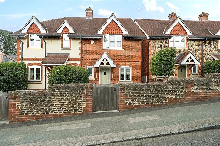 3 Bedroom Semi-Detached House For Sale In Tilford Street, Tilford, Farnham, Surrey, GU10