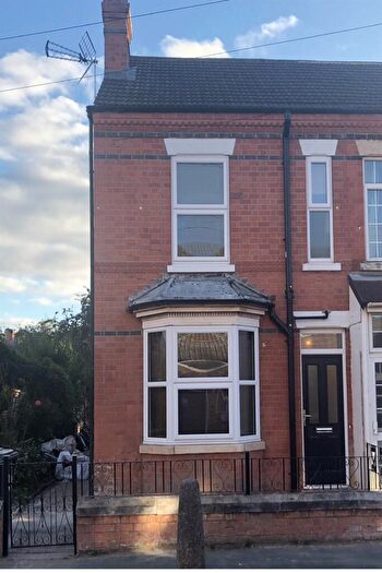 4 Bedroom Terraced House To Rent In Mona Street, Beeston, NG9