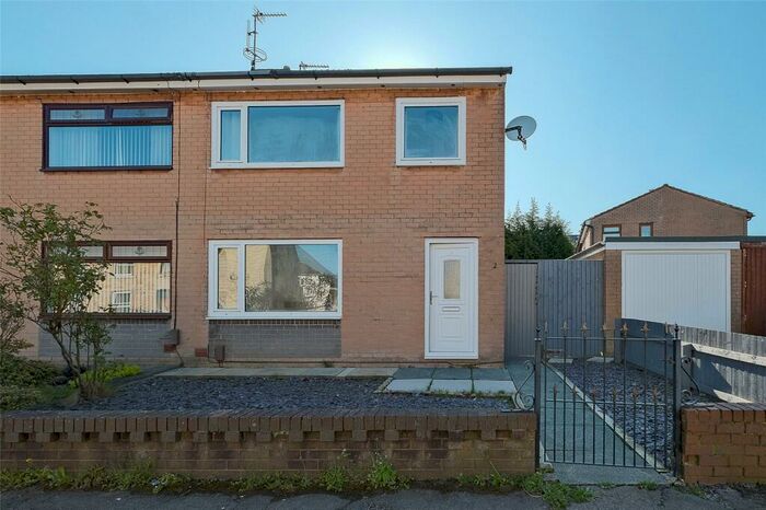 3 Bedroom Semi-Detached House To Rent In Horeb Close, Padiham, Burnley, BB12