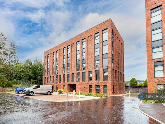 2 Bedroom Flat To Rent In Festival Court, Glasgow, G51