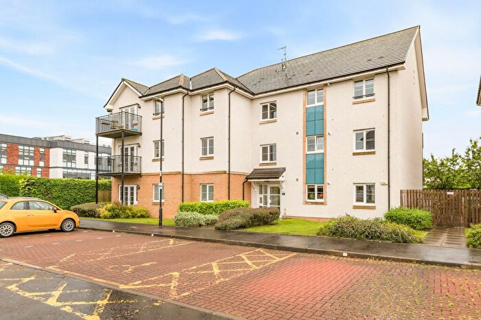 2 Bedroom Flat For Sale In Rollock Street, Stirling, FK8